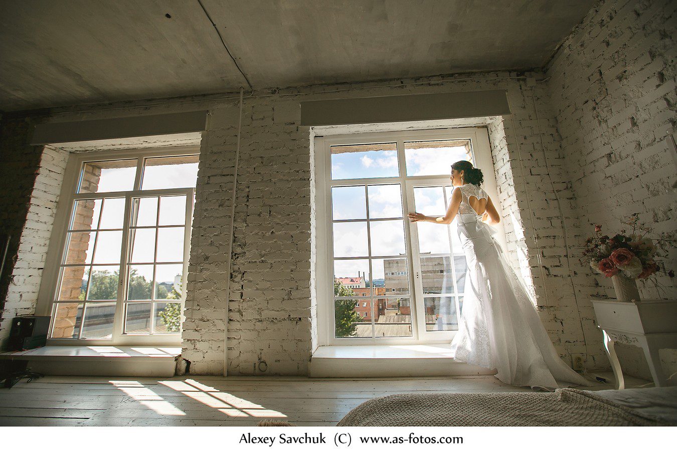 невеста у окна